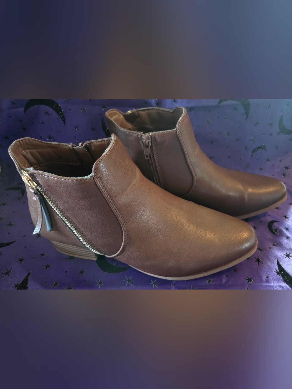 Croft & Barrow Women's Brown Ankle Boots Side Zip Low Heel Size 10